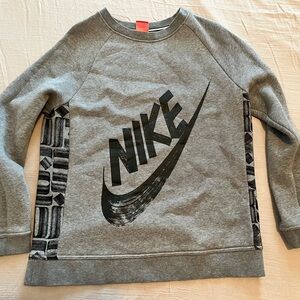 Nike Sweatshirt